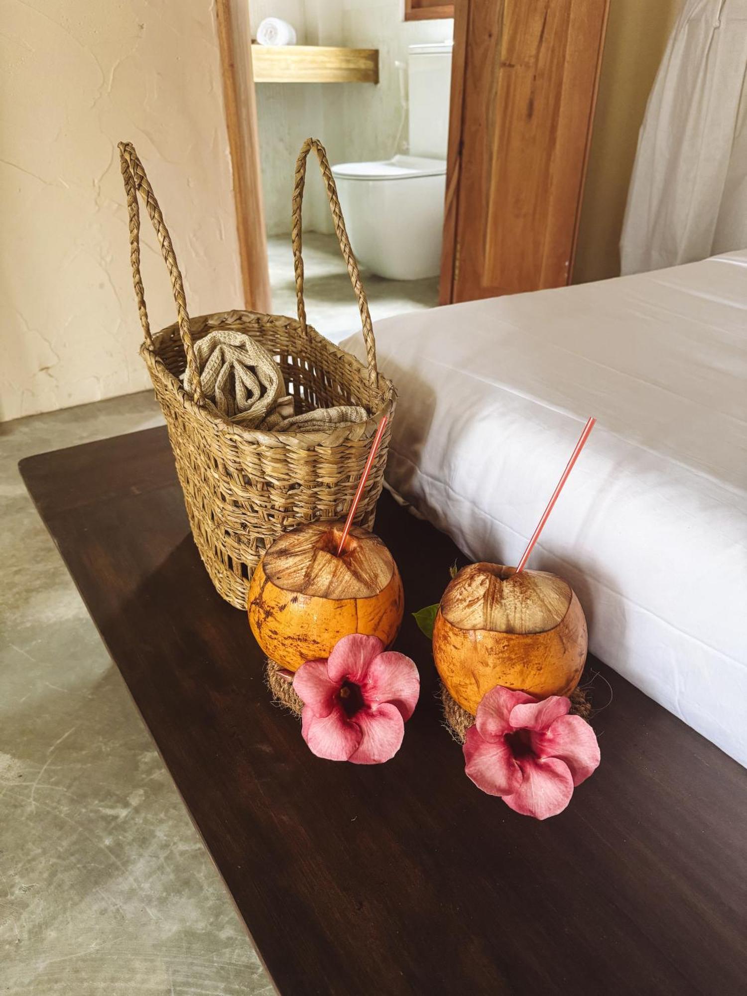 Amma Boutique Hotel Ahangama Bagian luar foto